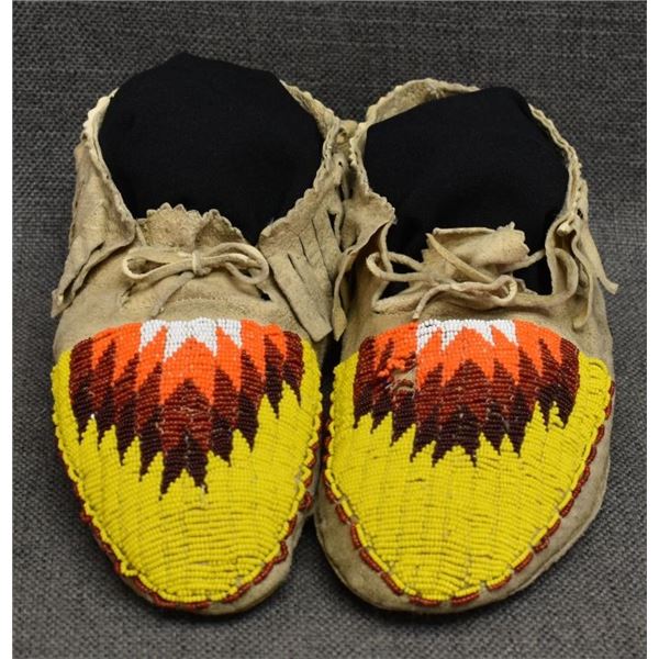 PLAINS MOCCASINS
