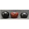 Image 2 : THREE PUEBLO POTTERY ITEMS