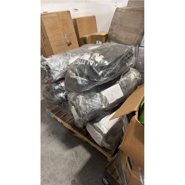 PALLET OF AQUATIC VESSELS AND ACCESSORIES INCL NAUTICA SUP BOARDS