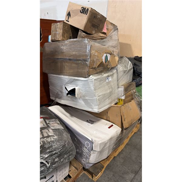 PALLET OF AQUATIC VESSELS AND ACCESSORIES INCL BODY GLOVE SUP BOARDS