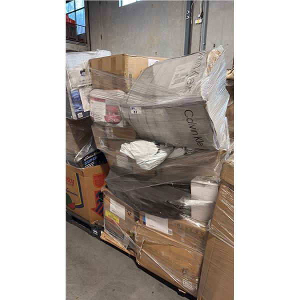 PALLET OF MIXED ITEMS INCL HAVASU WATERSPORTS AND MORE