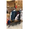 Image 2 : PALLET OF MIXED APPAREL