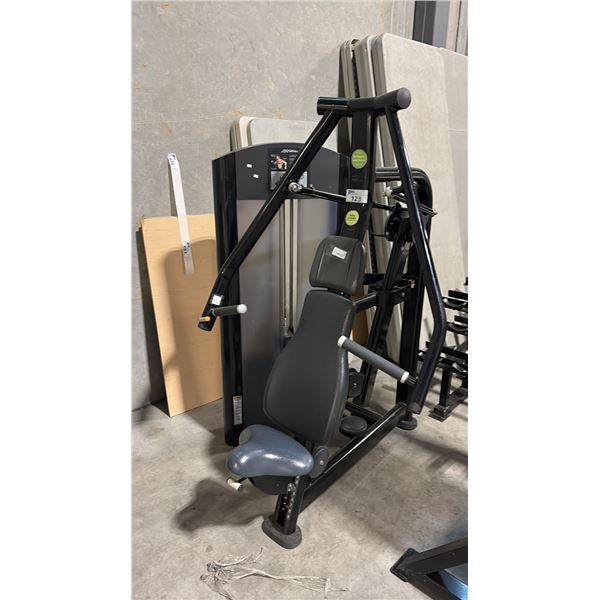 LIFE FITNESS CHESS PRESS STATION
