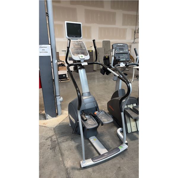 PRECOR COMMERCIAL-GRADE, SELF-POWERED STEPPER