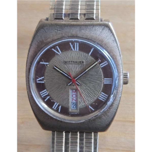 Wittnauer Stainless Steel Wristwatch with Date Display (Working)