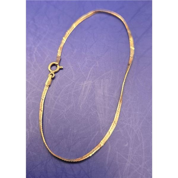 14K Tri-Gold Bracelet with Spring Ring Clasp