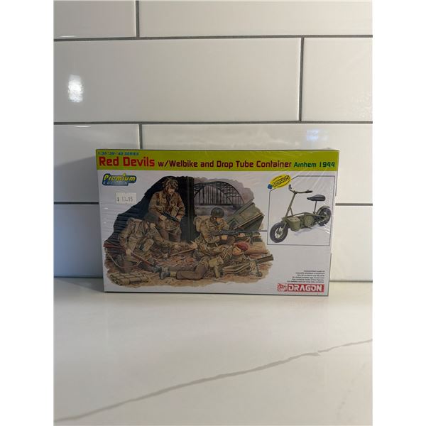 Dragon 1:35 Scale Red Devils Sealed