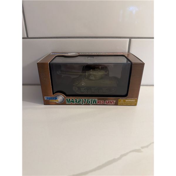 Dragon Aurmor 1:72 scale M4a2 Sealed