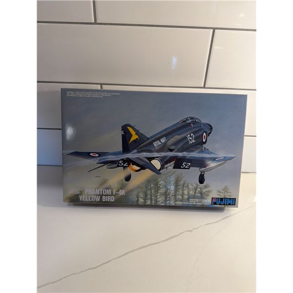 Fijimi 1:72 scale Phantom Yellow Bird