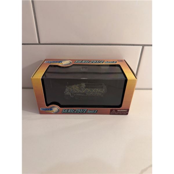 Dragon Armor 1:72 Scale Tank