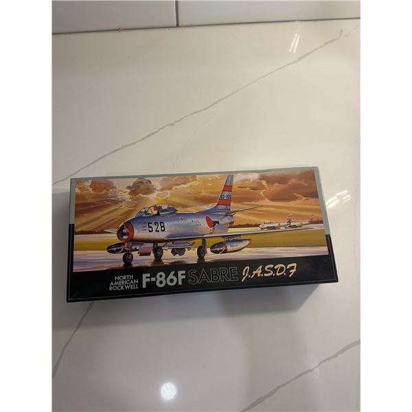 Fujimi 1:72 Scale F-86F Sabre