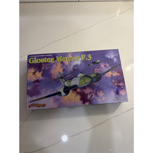 Dragon 1:72 Scale Gloster Meteor F.3