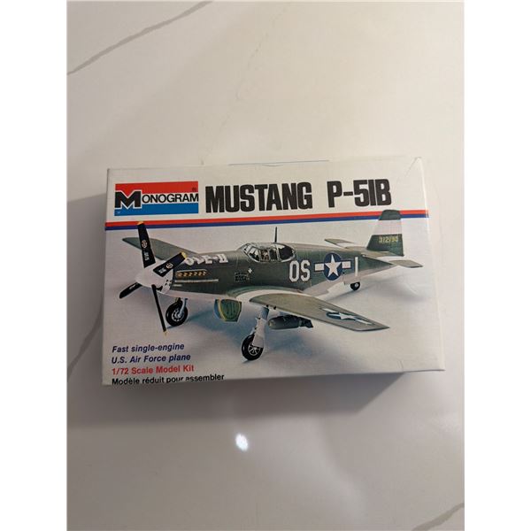 Monogram 1:72 Scale Mustang P-51B