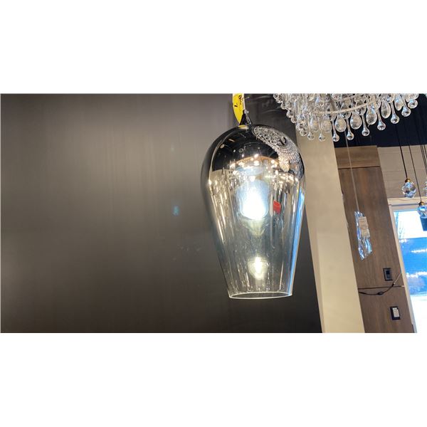 ONE LIGHT PENDANT CHROME APPROX 12" D X 22"H ADJUSTABLE HEIGHT. NOTE THIS WAS DIFFICULT TO