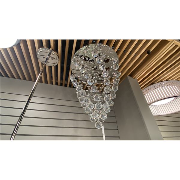 9 LIGHT CRYSTAL FLUSH MOUNT. CHROME