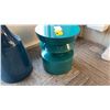 Image 1 : UMA SIDE TABLE. PEACOCK LACQUER. RETAIL $1500