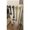 Image 13 : GROUP LOT OF BUSTER AND PUNCH. BULBS, DRAWER PULLS, SWITCH PLATE COVERS, HARD SIDE