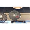 Image 1 : SINGLE LIGHT PENDANT. BLACK, CHAIN LINK. 22"D