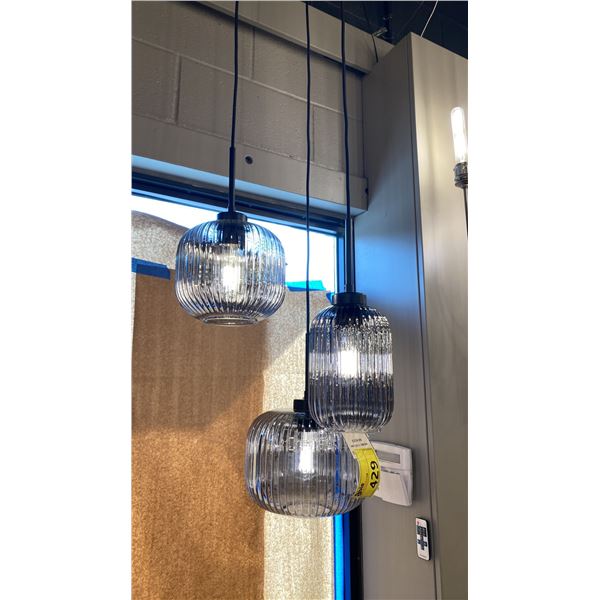 3 LIGHT MULTI PENDANT. SMOKED GLASS, MATTE BLACK.