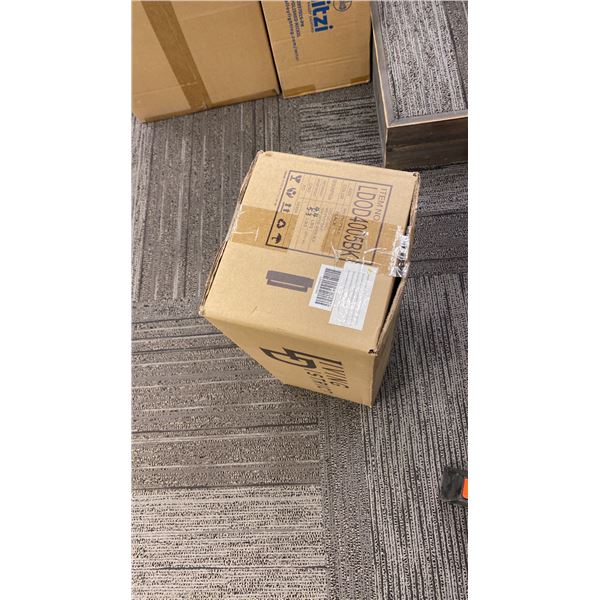 LIVING DISTRICT LDOD4005BK 17" IN BOX