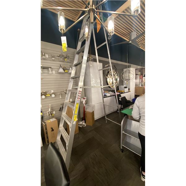 **LD 11 1/2' ALUMINUM STEP LADDER.
