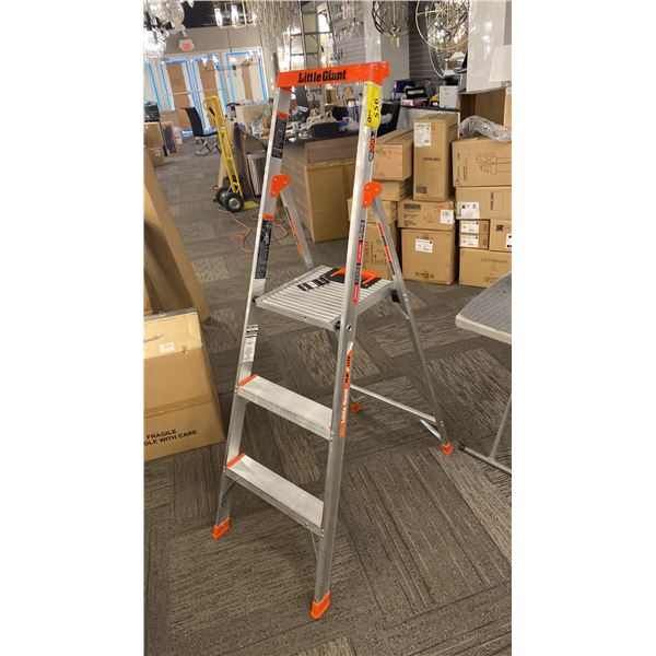 **LD 5' LITTLE GIANT WITH 3 FOOT STANDING STEP ALUMINUM STEP LADDER.