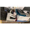 Image 4 : GROUP LOT OF 3 SENSING GARBAGE CAN, ROLLING WOODGRAIN BOOK RACK, WOOD COASTERS, WOOD TURNTABLE,