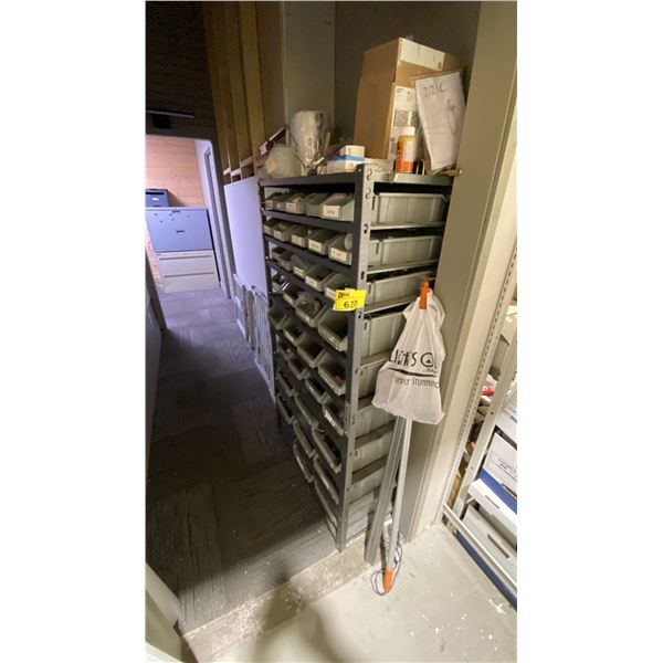 SHELF WITH STORAGE COMPARTMENTS OF SERVICE PARTS