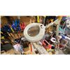 Image 5 : VERY LARGE WORKBENCH WITH MASSIVE AMOUNT OF TOOLS AND CONTENTS. SEE PHOTOS
