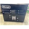 Image 4 : DE'LONGHI MAGNIFICA EVO AUTOMATIC ESPRESSO MACHINE W/ GRINDER AND FROTHER - TESTED WORKING, RETAIL $