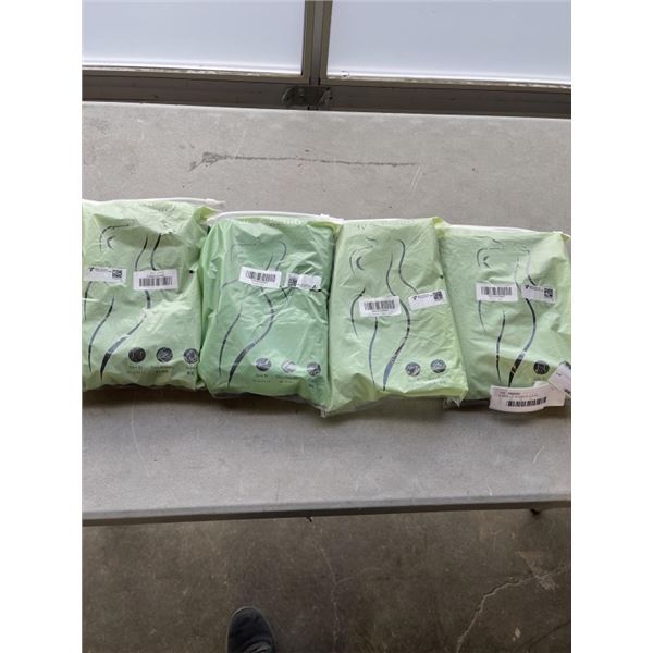 4 SETS OF WOMENS TIGHTS