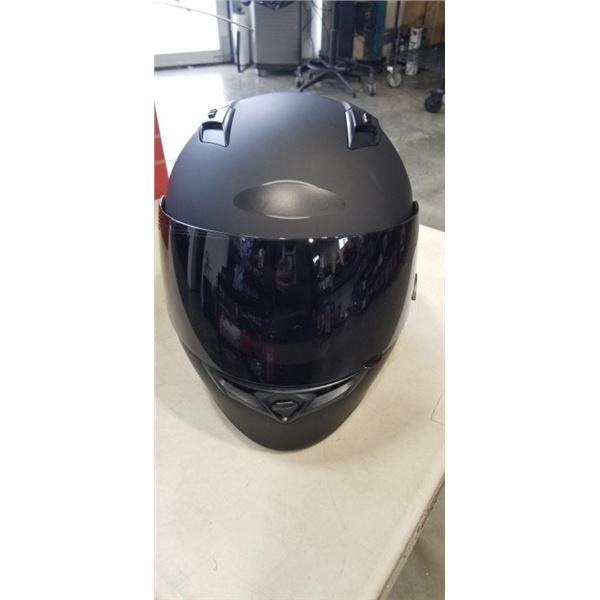 AS NEW BELL QUALIFIER HELEMT, BLACK SIZE LARGE