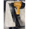 Image 3 : 2 BOSTITCH FRAMING NAILERS