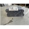Image 3 : 100PC PIPE CABLE CLAMPS, 7/8 AND 1 INCH