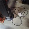 Image 2 : LASKO TOWER HEATER WORKING