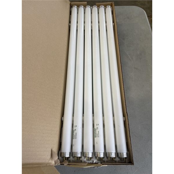 30 NEW TUBE SAYLVANIA FLORESCENT TUBE LIGHTS - RETAI $229