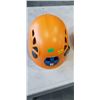 Image 2 : 2 LIKE NEW PETZL CLAIMBING HELMETS - RETAIL $129