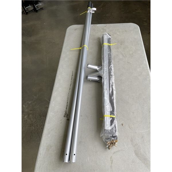 3 COMMERCIAL GRADE SQUEEZE 52" HANDLES W/ 28" BLADE, RETAIL $99