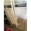 Image 3 : WHITE STORAGE SHELF WITH DOORS