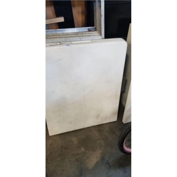 FOLDING MARKET TABLE