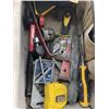 Image 4 : HUSKY TOOL TOTE WITH ASSORTED HAND TOOLS