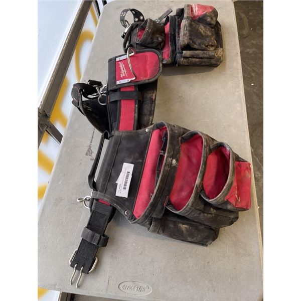 MILWAUKEE CARPENTERS TOOL BELT WITH SHOULDER STRAPS