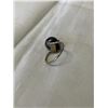Image 4 : VINTAGE STERLING SILVER W/ BLACK PEALR RING MARKED STERLING SIZE 6