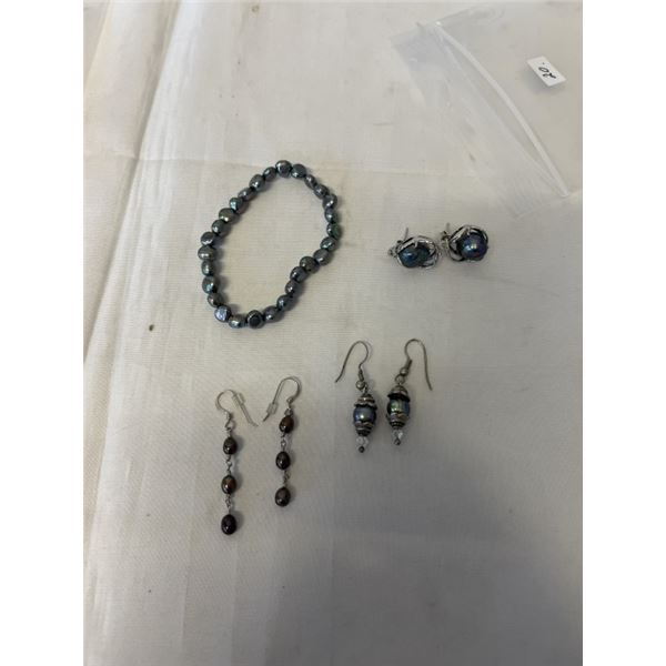 3 PAIRS OF VINTAGE SILVER W/ BLACK PEARLS EARRINGS AND BRACELET