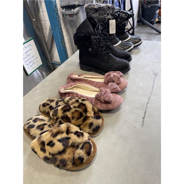 4 NEW PAIRS OF WOMENS 7.5 BOOTS AND SLIPPERS