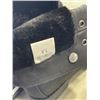 Image 4 : 4 NEW PAIRS OF WOMENS 7.5 BOOTS AND SLIPPERS