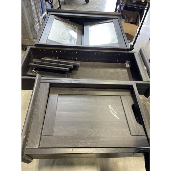 2 SHELVES AND MEDICINE CABINET