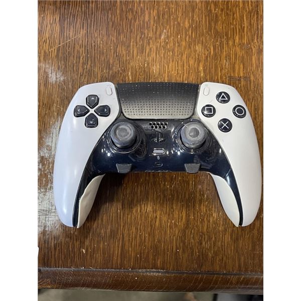 PS5 DUALSENSE WIRELESS CONTROLLER - TESTED WORKING, RETAIL $94