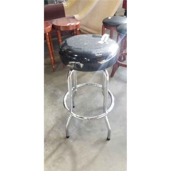CHROME SHOP STOOL