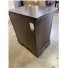 Image 3 : UNIVERSAL BROADMORE FURNITURE 2 DRAWER NIGHT STAND